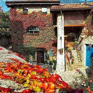  Ferienhaus Rustico La Colonna - Sul Garda