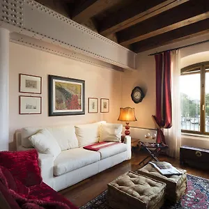molino-stucky-flat.hotelslidodijesolo.com/